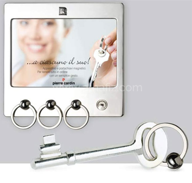 GIVERNY - PIERRE CARDIN Keyholder With Photo Frame