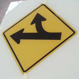 Direct Flatbed Printed Right Turn Split Sign