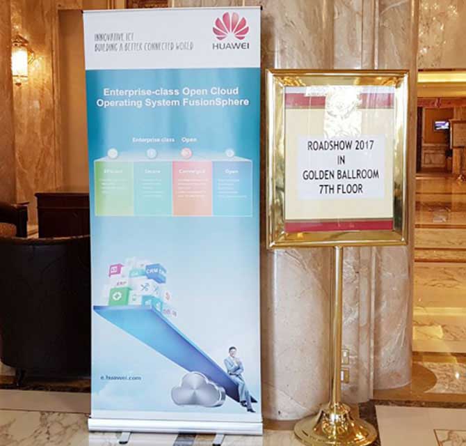 بنر رول أب PVC