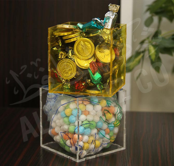 صندوق أكرليك مخصص للقرقيعان 