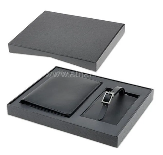 Skross Diplomat Travel Gift Set with Passport Holder and Luggage Tag
