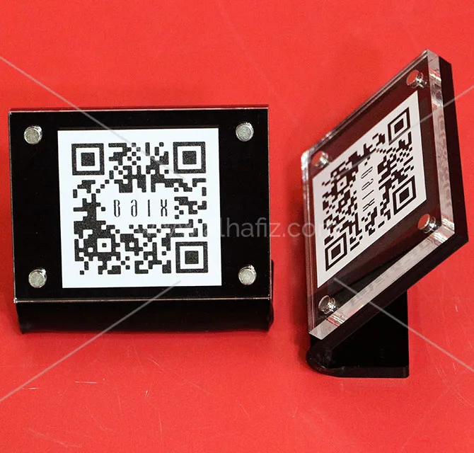 Black Acrylic QR Code Magnet Frame