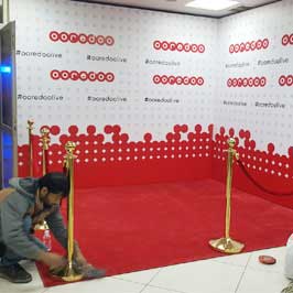 L-Shaped Exhibition Stand