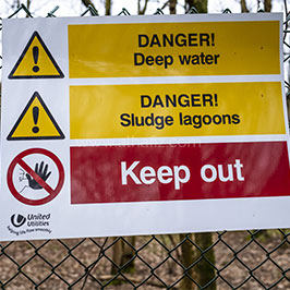 Deep Water Safety Signs 